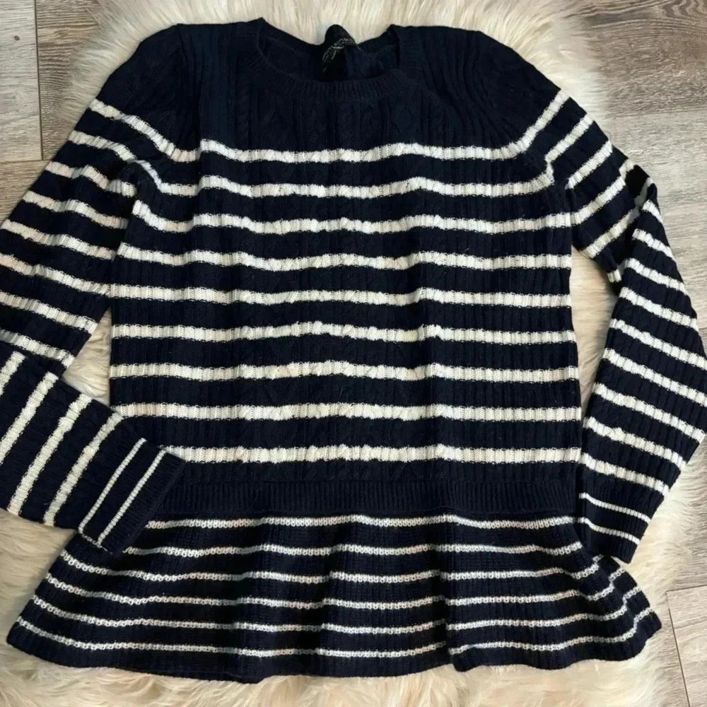 Banana Republic ITALIAN SUPERLOFT CABLE PEPLUM CREW navy blue striped sweater m - Picture 5 of 8